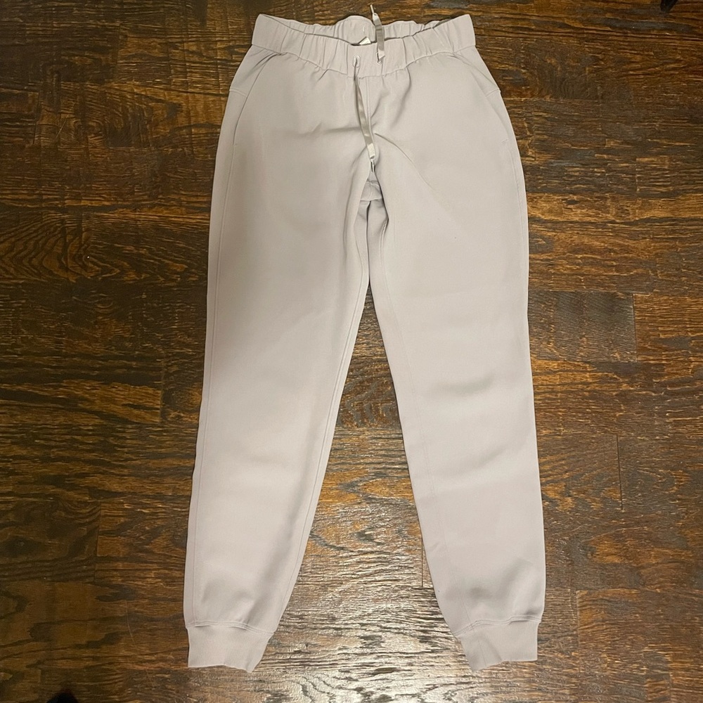 Lulu joggers